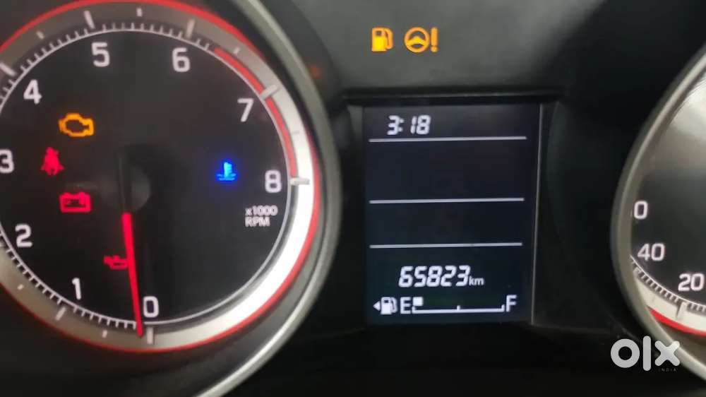 Maruti Suzuki Swift Vxi