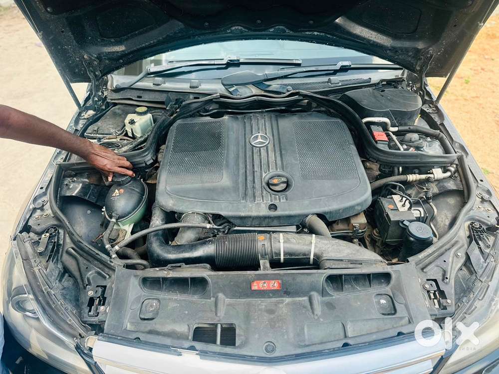 Advocate Used_mercedes-benz-2014 Model