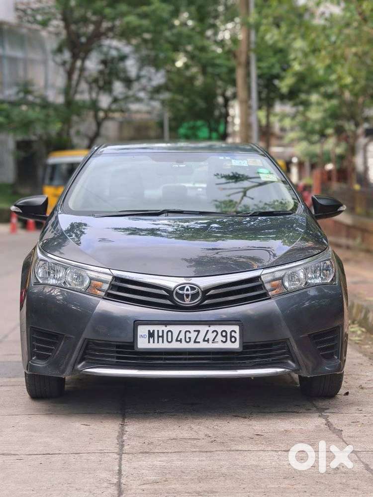 Toyota Corolla Altis 1.8 J, 2015, Petrol