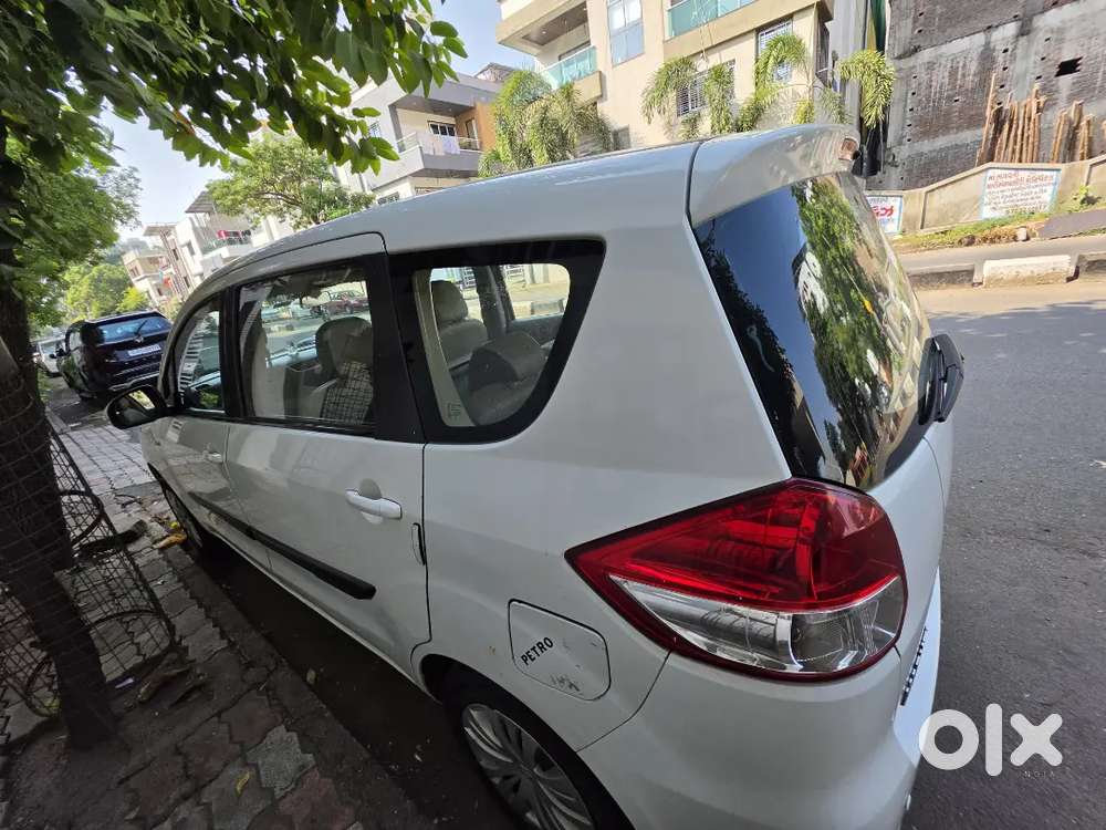 Maruti Suzuki Ertiga 2013 Cng