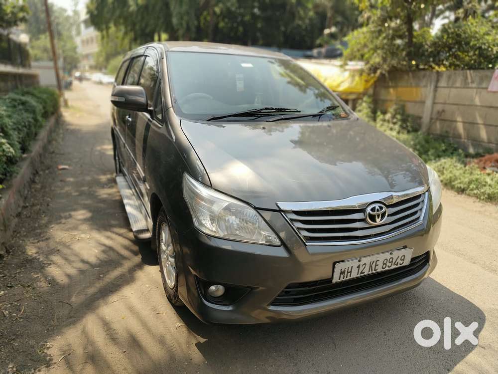Toyota Innova 2.5 V 8 Str, 2013, Diesel