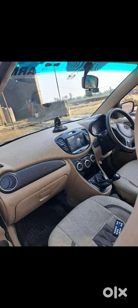 Hyndai I10 Magna Petrol/cng