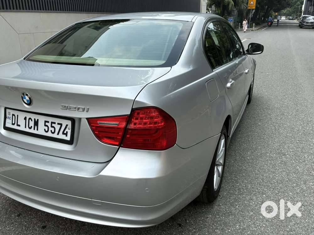 Bmw 3 Series 2.0 320i Sedan, 2011, Petrol