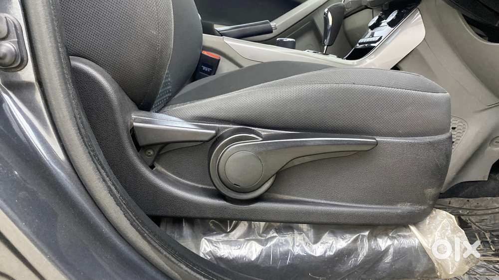 Tata Nexon 1.2 Revotron Xza Plus, 2019, Petrol