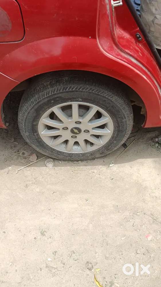 Second Hand Car Ke Cigare Part Available Hai