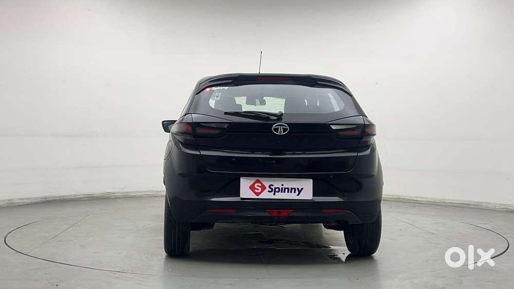 Tata Altroz 1.2 Xz Plus Dark Edition, 2022, Petrol