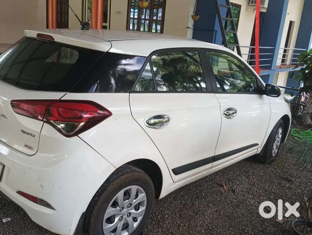 Hyundai I20 Spotz 2016