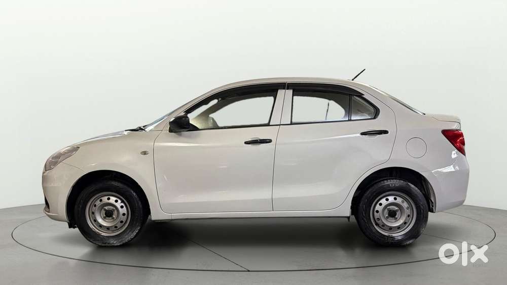 Maruti Suzuki Dzire 1.2 Lxi, 2022, Petrol