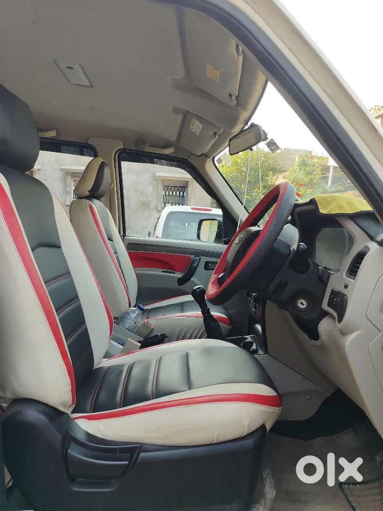 Mahindra Scorpio S4+ 1.99 Intelli Hybrid 2017
