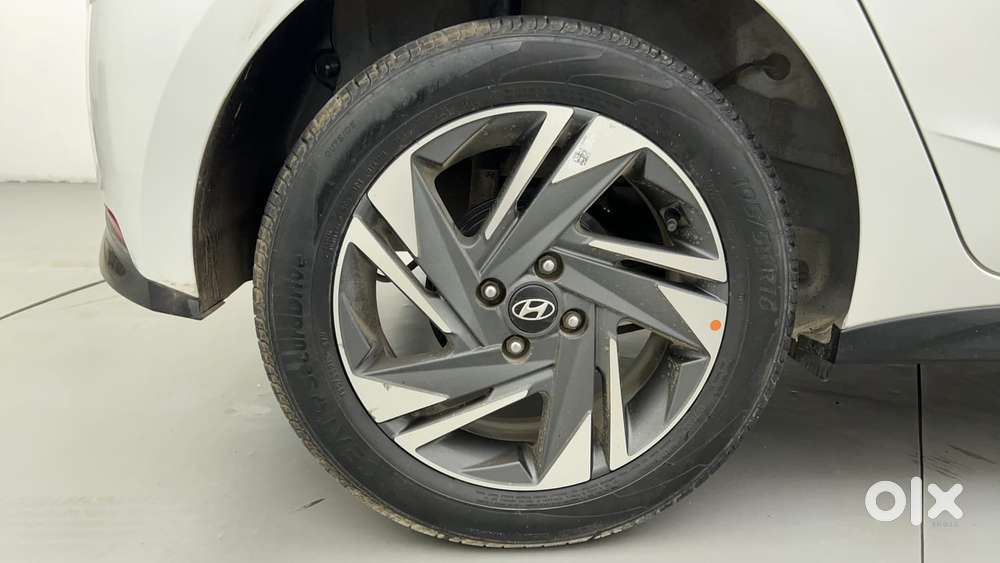 Hyundai New I20 1.0 Asta (o) Turbo Dct, 2022, Petrol