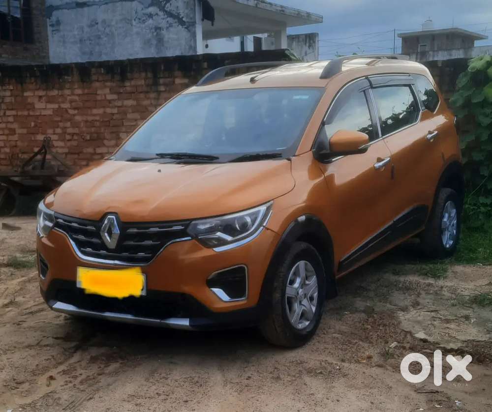 Pus Baten Starrt Top Model