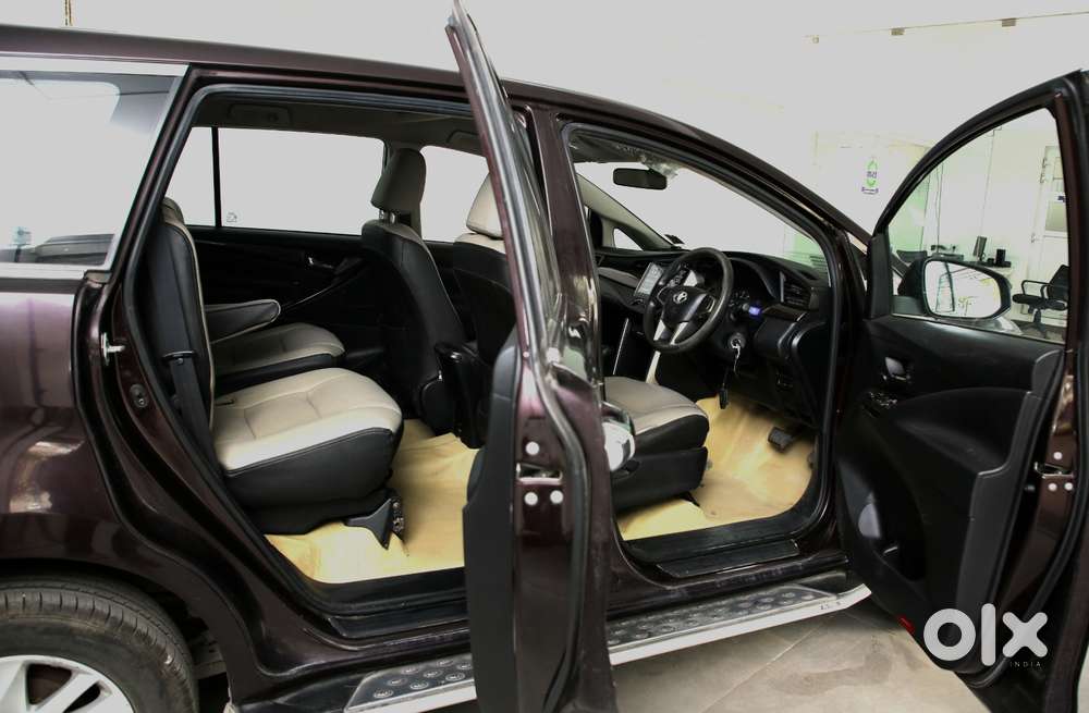 Toyota Innova Crysta 2.8 Gx At 7 Str, 2017, Diesel