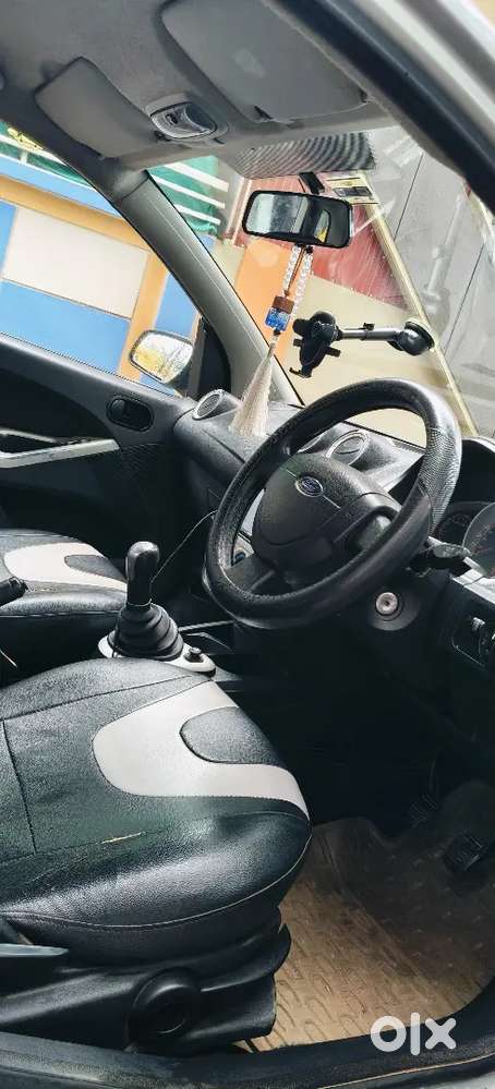 Ford Figo Titanium Blu 2011 Diesel Car