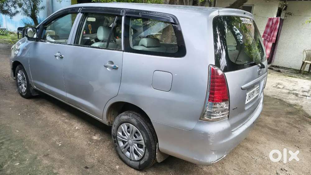Toyota Innova 2009 Diesel Well Maintained