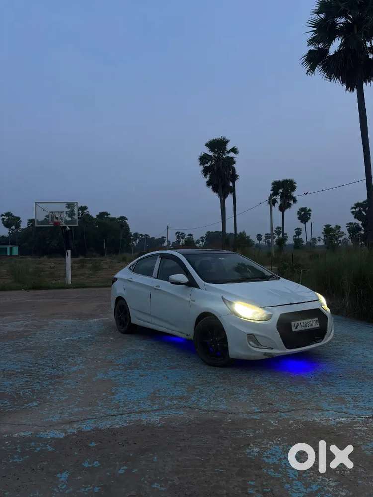 Hyundai Verna Crdi 2012
