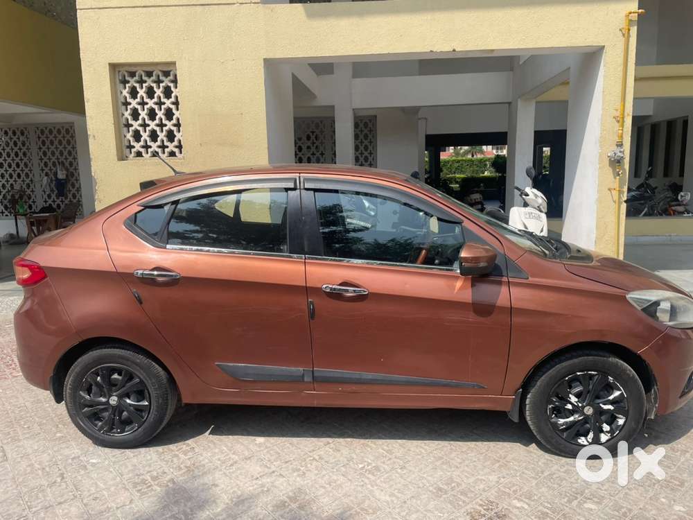 Tata Tigor Petrol 2017