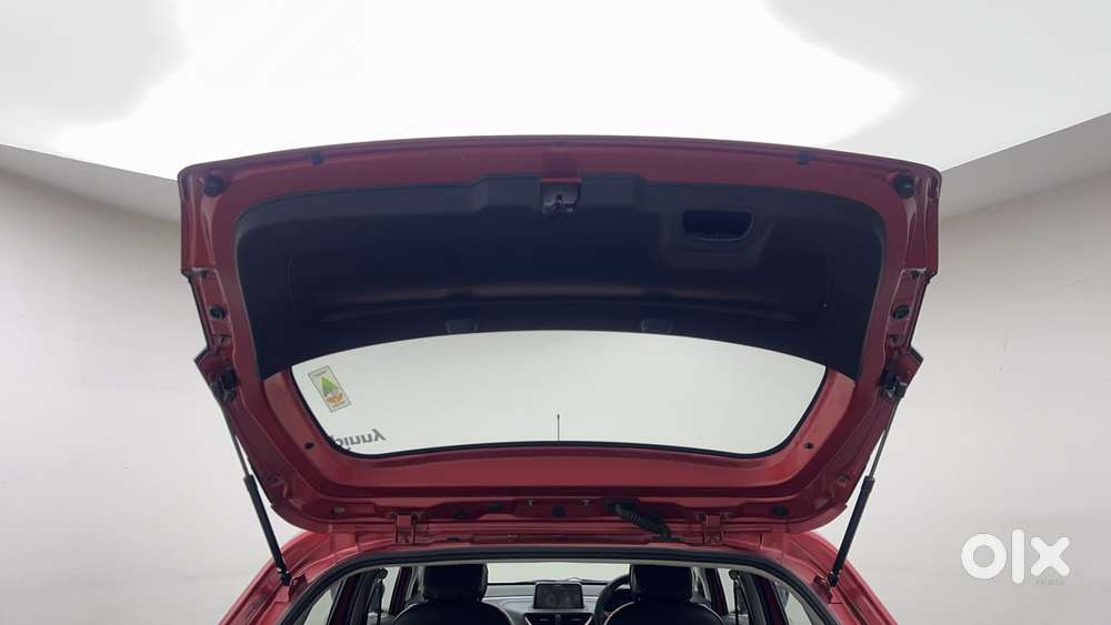 Tata Altroz 1.2 Xt, 2022, Petrol