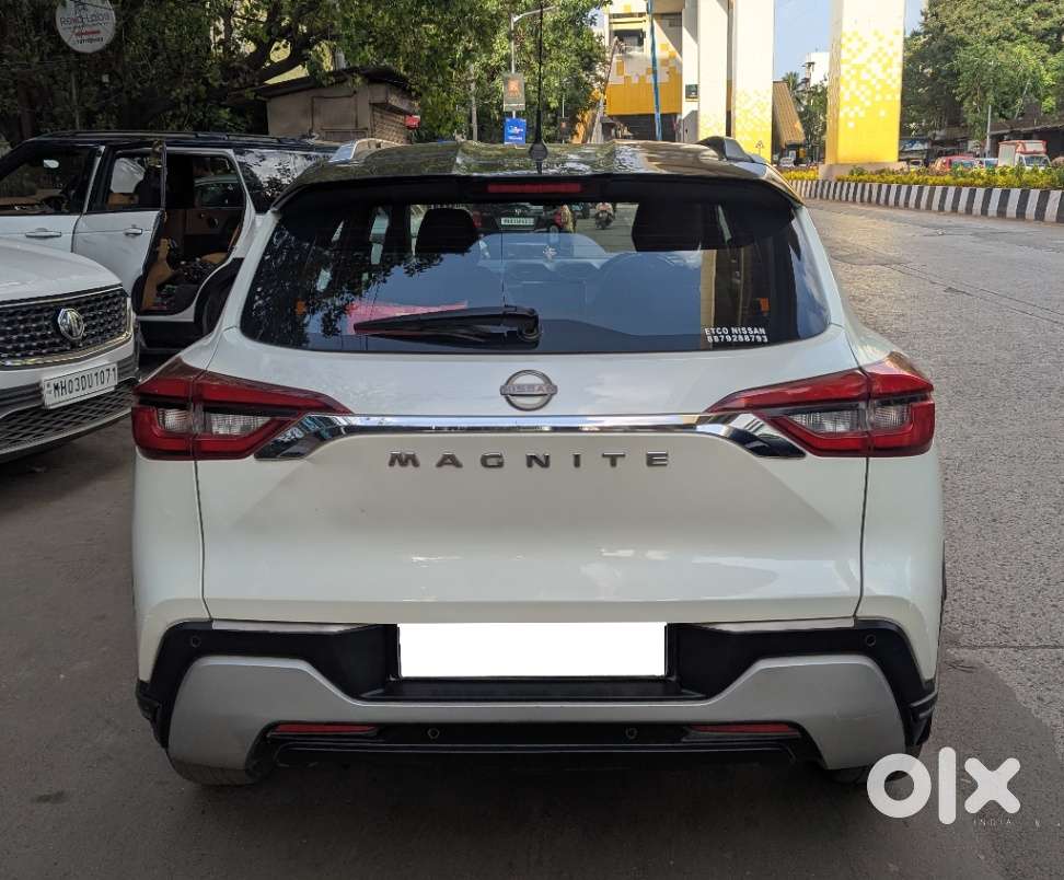 Nissan Magnite 1.0 Xv Premium Dual Tone, 2021, Petrol