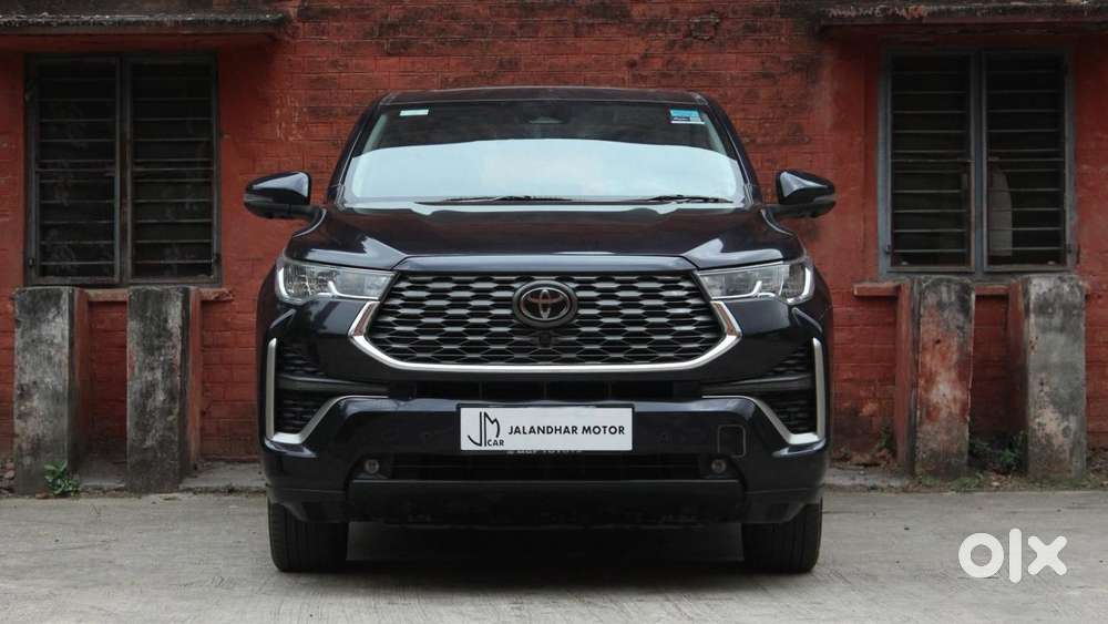 Toyota Innova Hycross 2.0 Zx (o) Hybrid 7 Str, 2024, Petrol