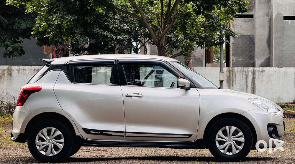 Maruti Suzuki Swift Vxi Optional, 2021, Petrol