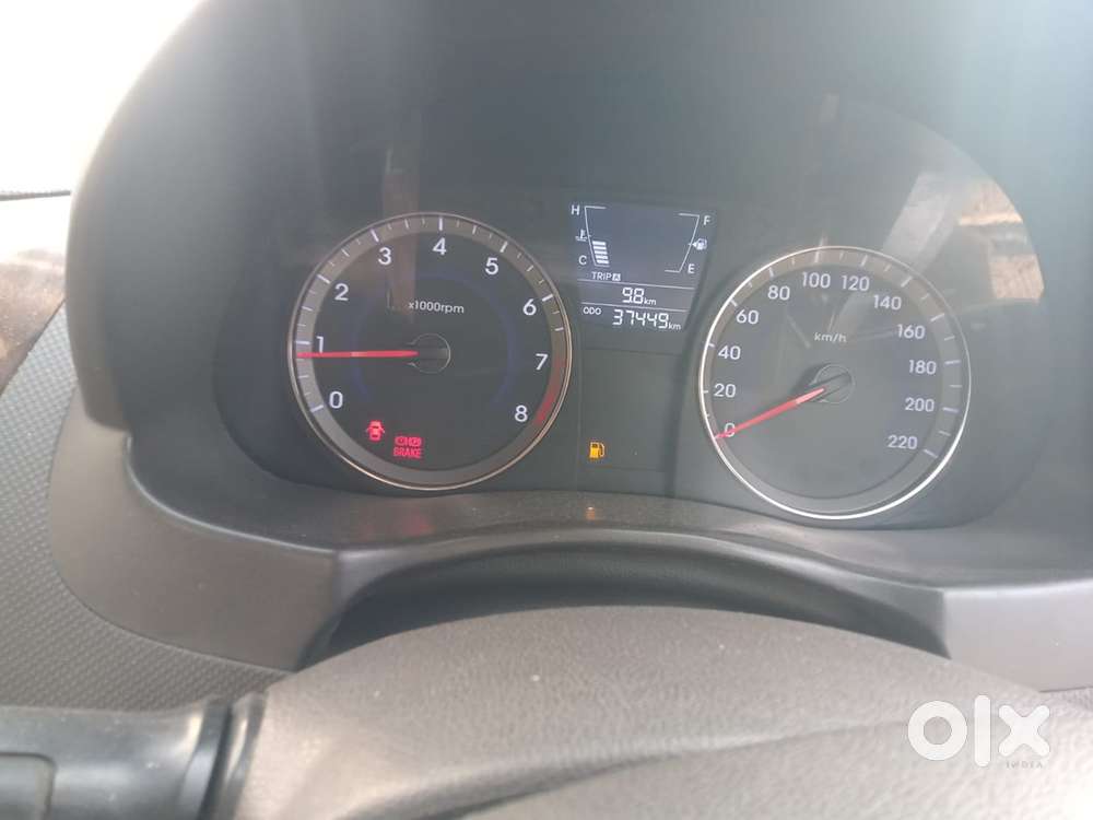 Hyundai Verna Petrol 2016