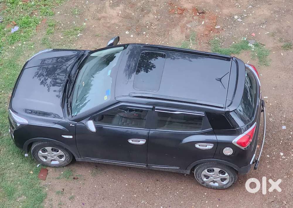 Xuv300 Turbosport Tgdi-tpms, Sunroof,360camera Top Class New Conditon