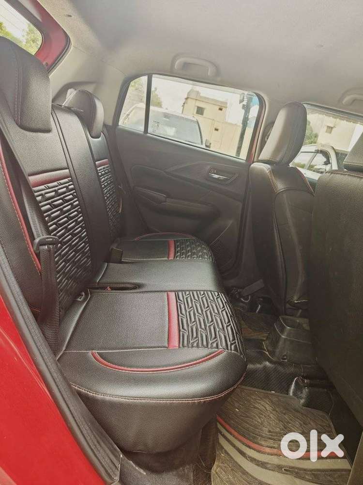 Maruti Suzuki Swift 1.2 Vxi (o), 2024, Petrol