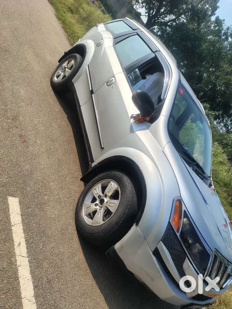 Mahindra Xuv500 2015 Diesel Second Owner