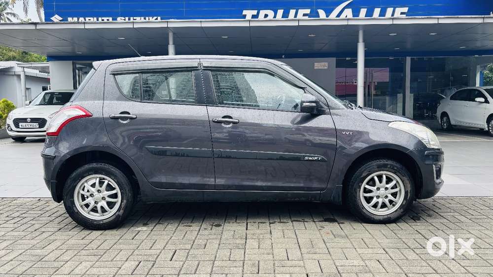Maruti Suzuki Swift 1.2 Vxi (o), 2016, Petrol