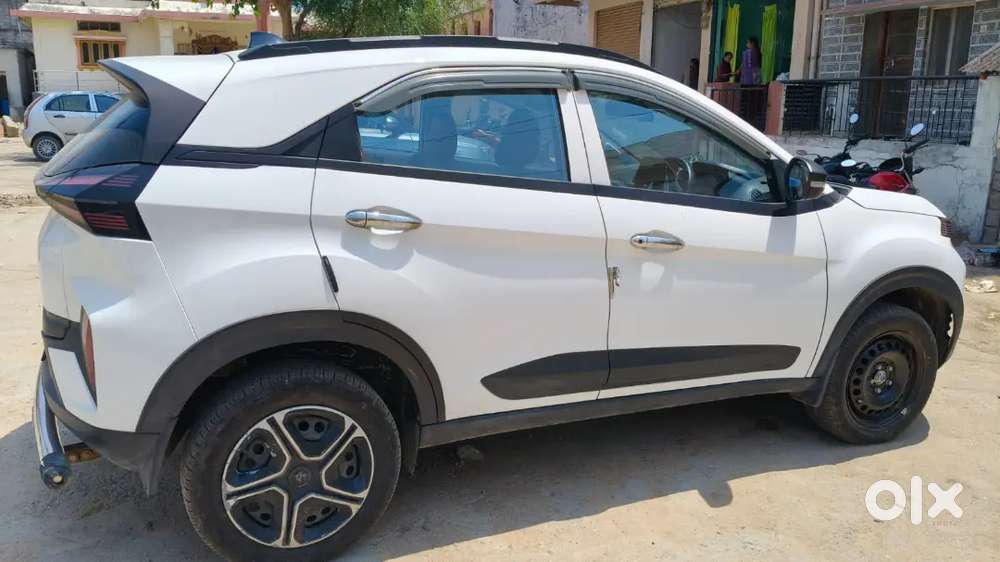 Tata Nexon 1.2 Xza Plus Petrol Manual 2025