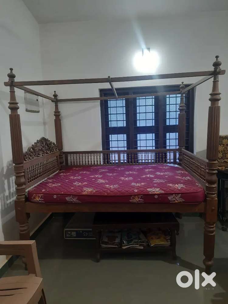 Antique Bed Buy Sell Used Beds Wardrobes in Kerala OLX