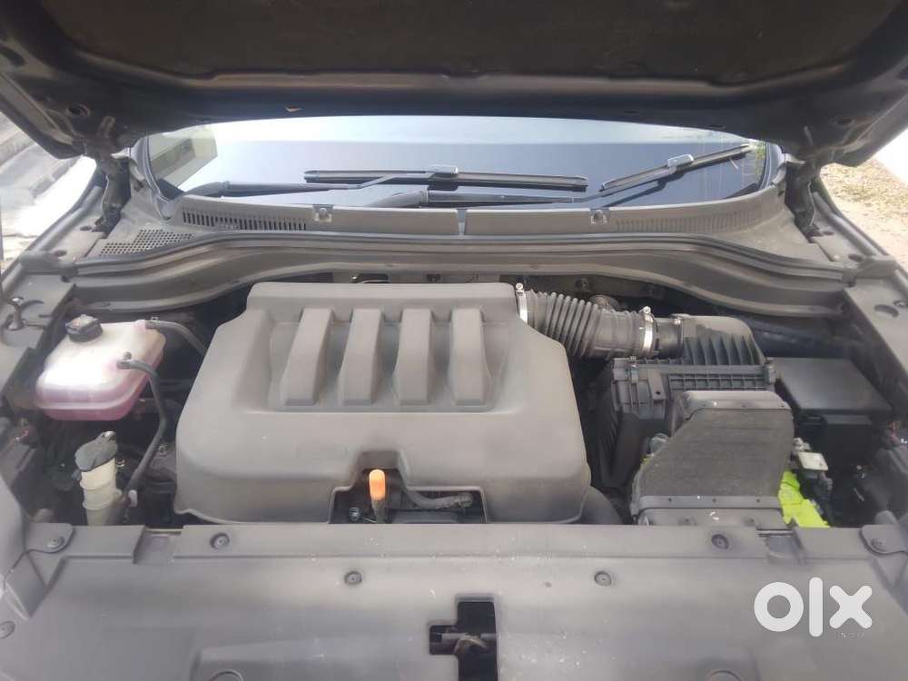 Mahindra Xuv700 2022 Petrol 22000 Km Driven