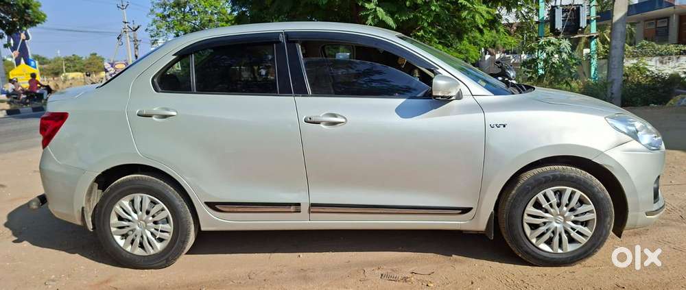 Maruti Suzuki Swift Dzire Vxi Regal Limited Edition Mt, 2019, Petrol