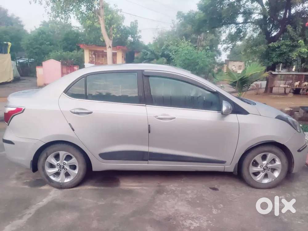 Hyundai Xcent 2017 Diesel 127000 Km Driven Good Condition Excellent