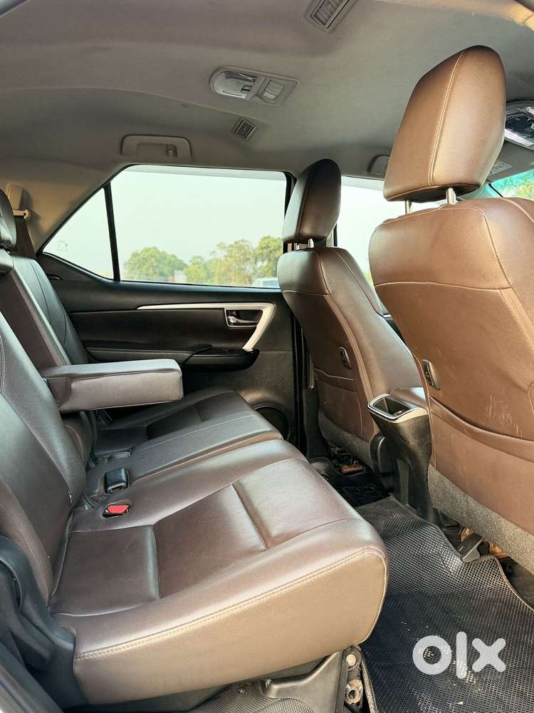 Toyota Fortuner 4x2 At 2.8 Diesel, 2019, Diesel