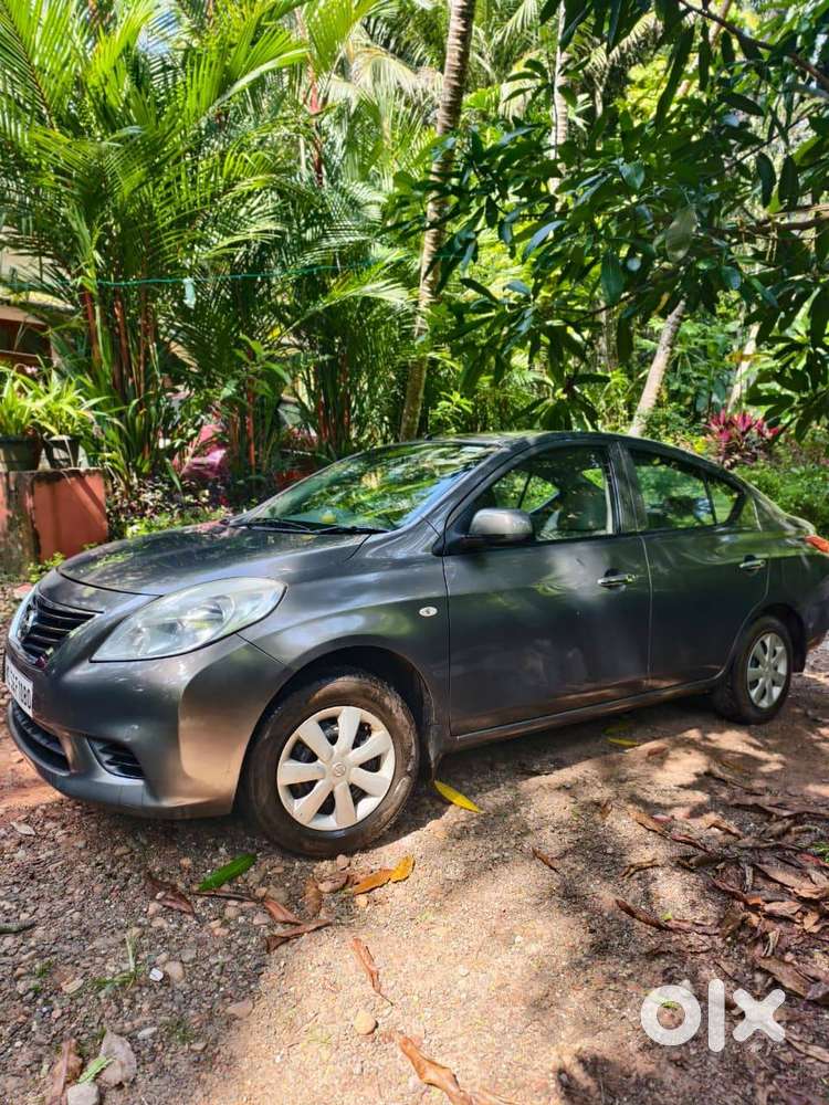 Nissan Sunny Petrol 2012