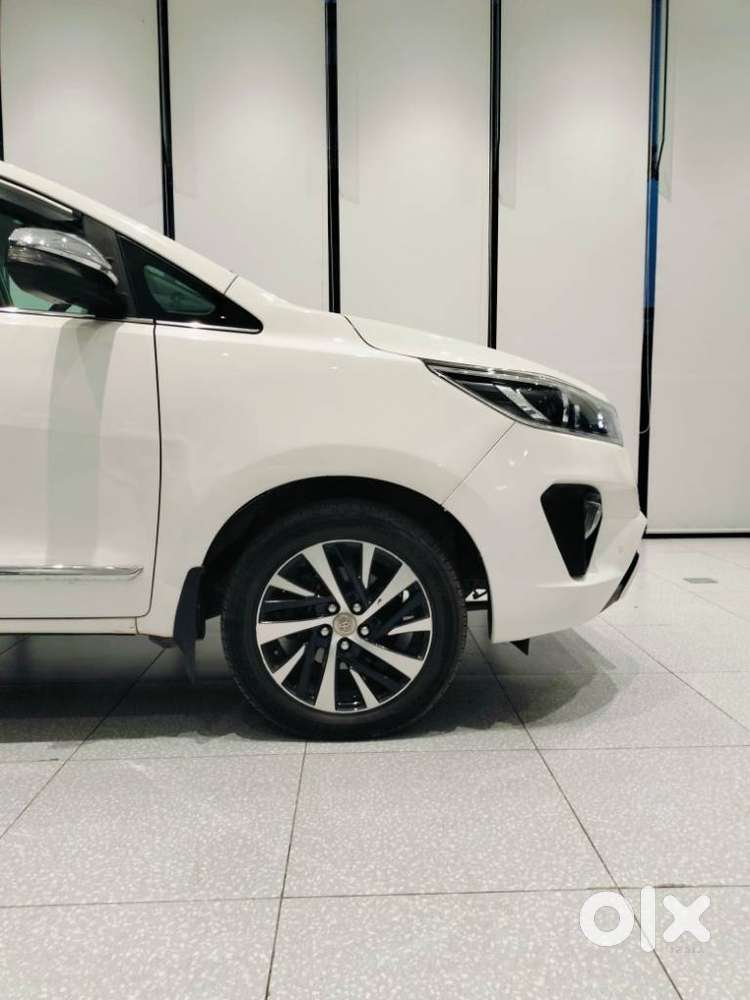 Toyota Innova Crysta 2.4 Z 7 Str, 2022, Diesel