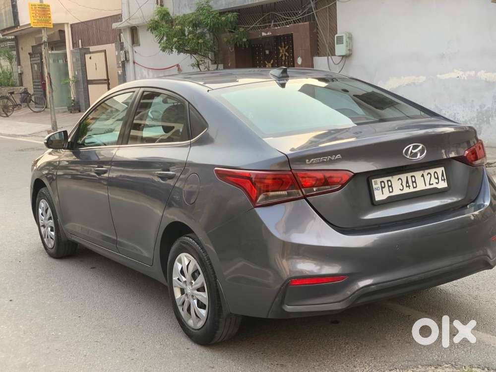 Verna 2018 Top Model 1 Owner Car Very Good Condition Leather Interior