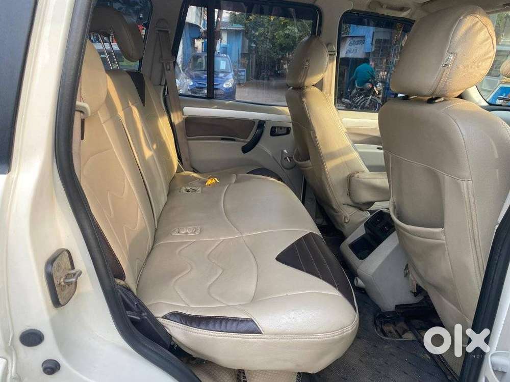 Mahindra Scorpio S10, 2015, Diesel
