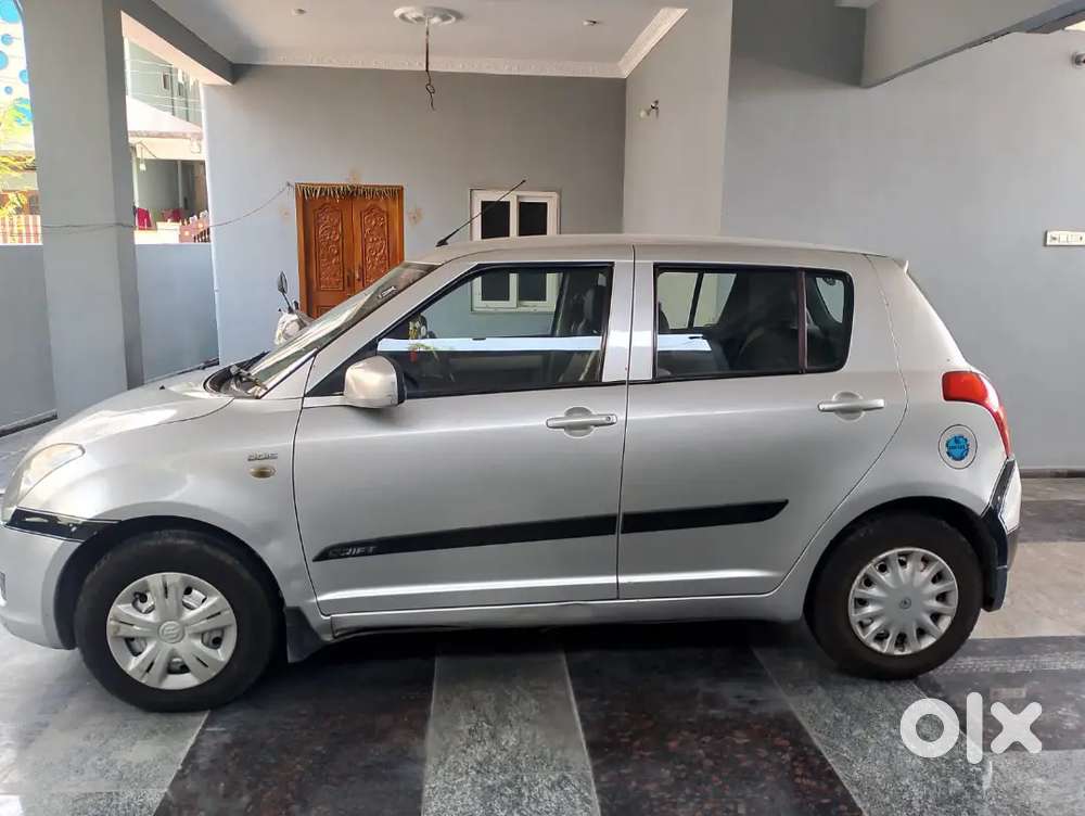 Maruti Suzuki Swift 2010 Diesel 118505 Km Driven