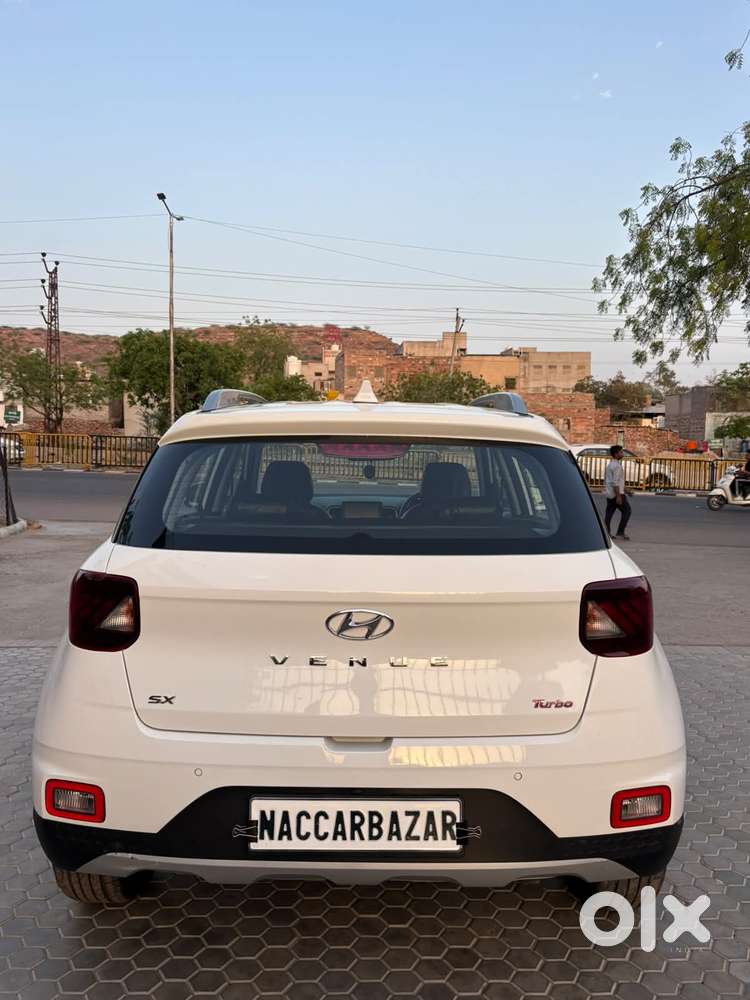 Hyundai Venue Sx Turbo, 2021, Petrol