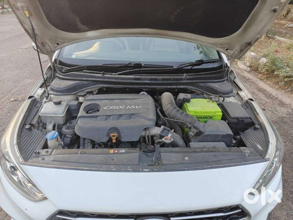 Hyundai Verna 1.6 Sx (o) Crdi Anniversary Edition, 2018, Diesel