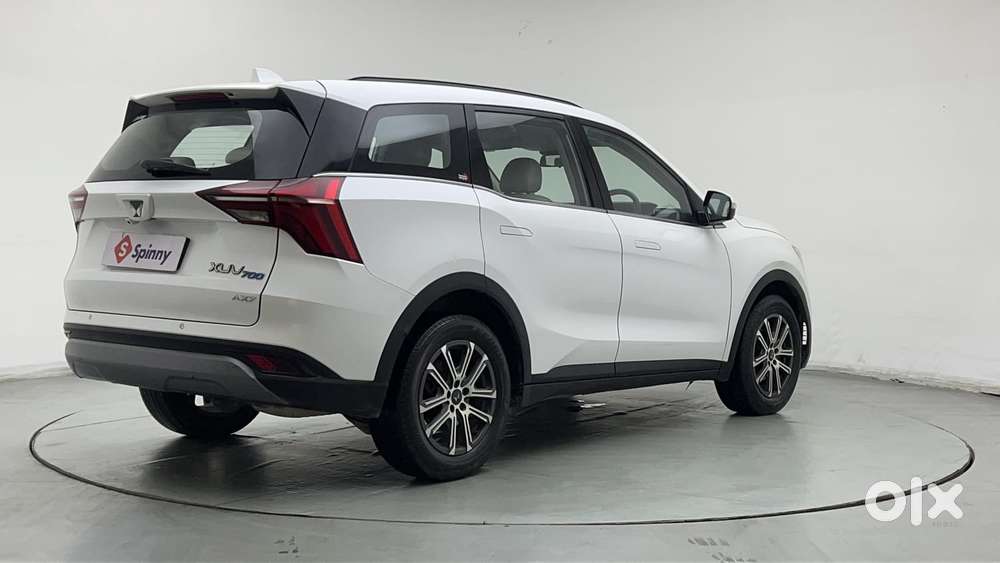 Mahindra Xuv700 2.0 Ax 7 Petrol At Str, 2024, Petrol