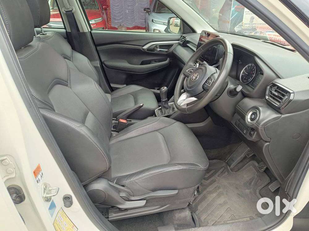 Toyota Urban Cruiser Hyryder 1.5 V Neo Drive, 2025, Petrol