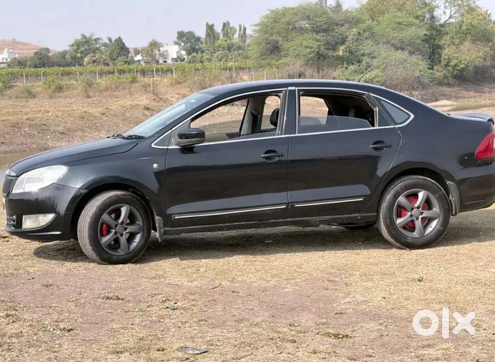 Skoda Rapid 2014 Diesel 120000 Km Driven