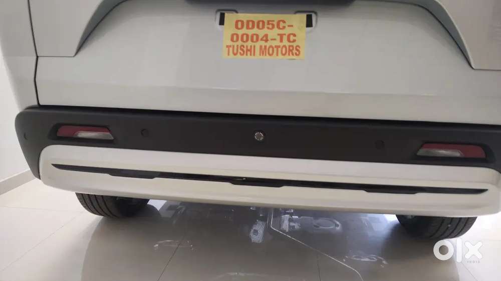 Maruti Suzuki Victoris 2026 Petrol Well Maintained