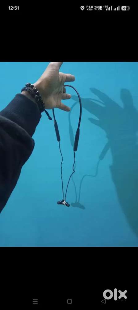 Boat Bluetooth headphone sell
