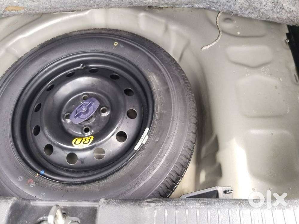 Maruti Suzuki Swift Amt Zxi, 2021, Petrol