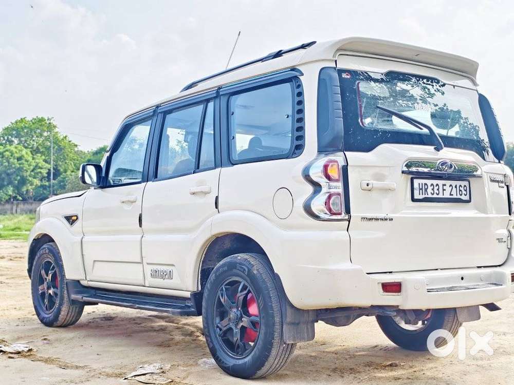 Mahindra Scorpio S10 8 Seater, 2018, Diesel