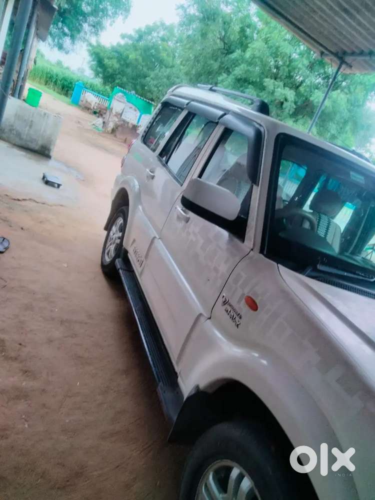 Mahindra Scorpio 2013 Diesel 130000 Km Driven